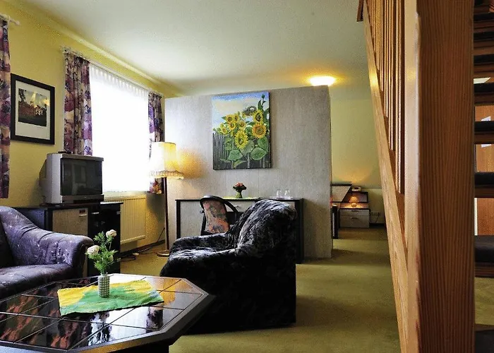 Konukevi Zum Rethberg 3*